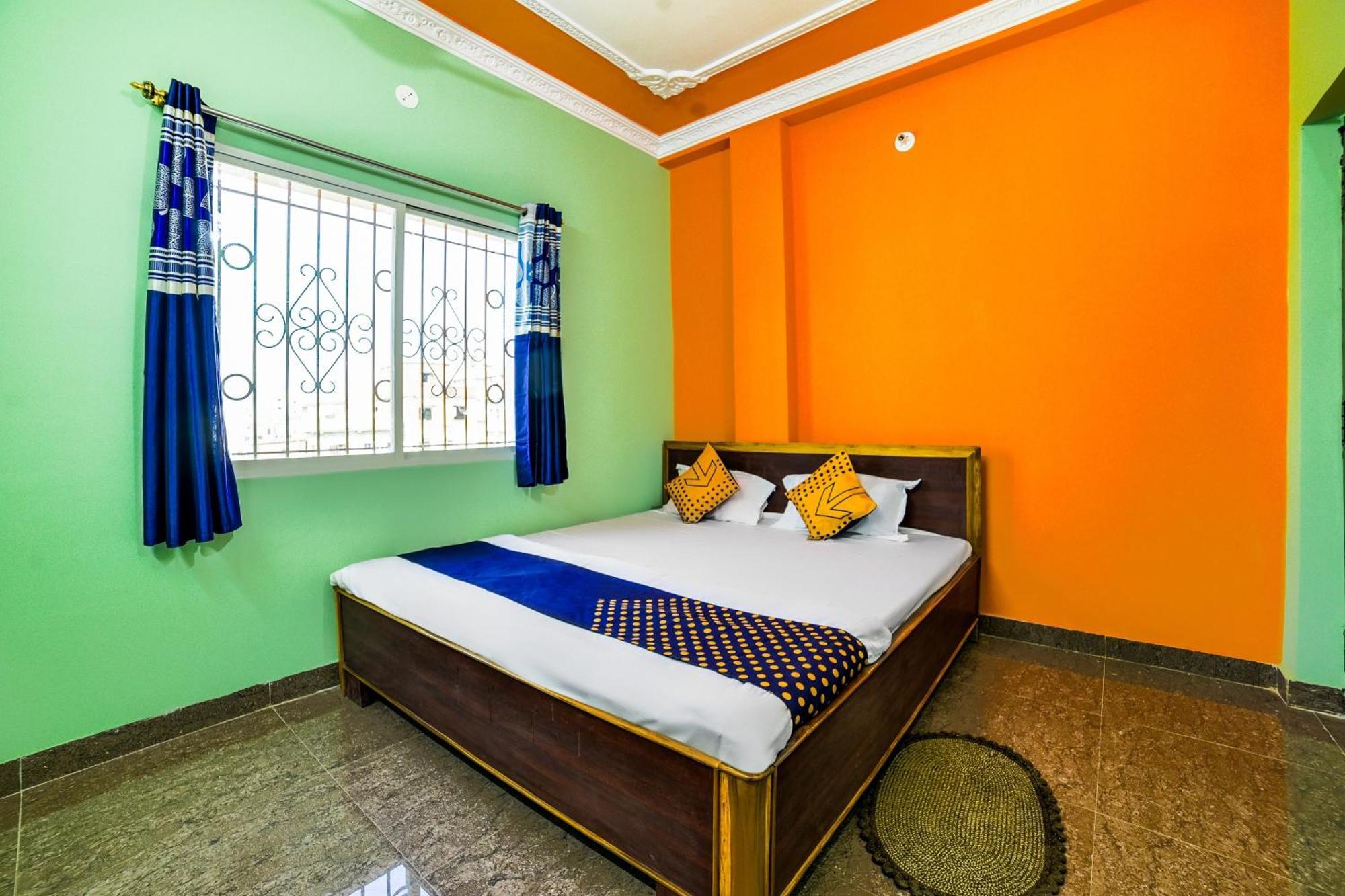 Spot On Devlok Guest House باتنا المظهر الخارجي الصورة